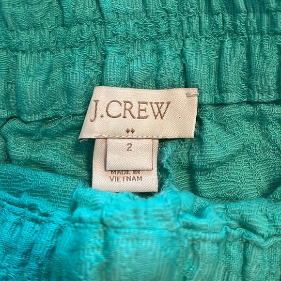 J crew cotton shorts with elastic waist and pockets - Picture 3 of 6
